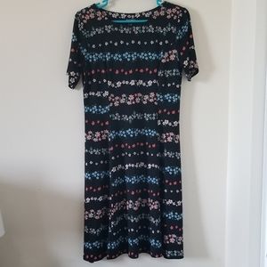 Short sleeve floral dress